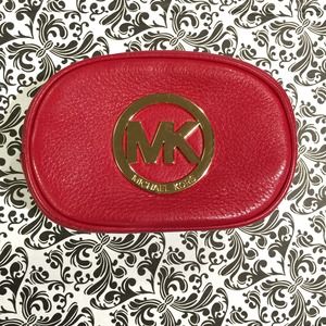 🚫SOLD 🚫Michael Kors makeup case Red
