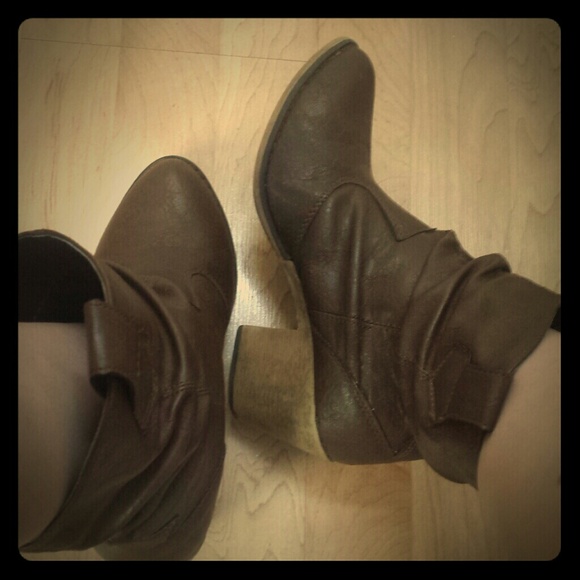 Rue 21 Brown Cowgirl Boots