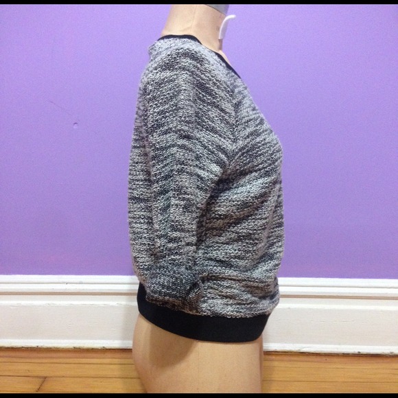 Black & White H&M Sweater - Picture 2 of 4