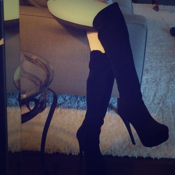 Over the Knee Suede Black Boots