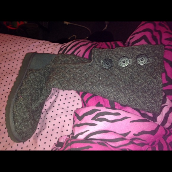 TRADED - Picture 3 of 4