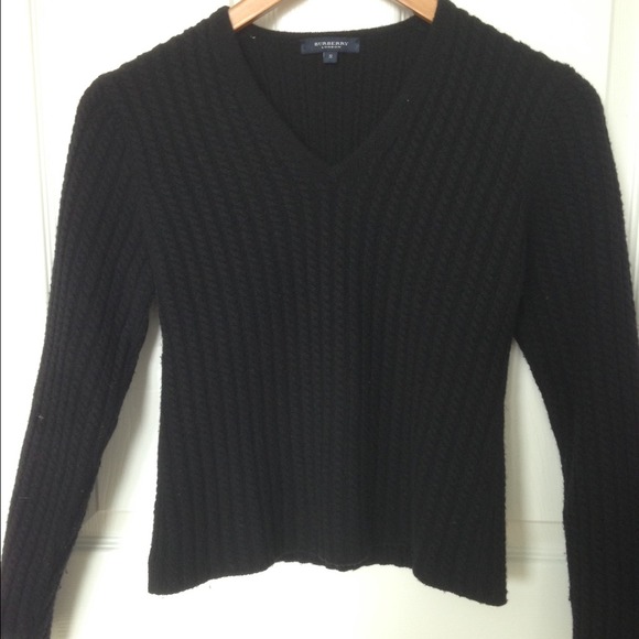 Burberry 100% cashmere cable knit cropped sweater