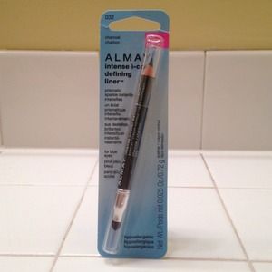 Almay intense i-color defining liners