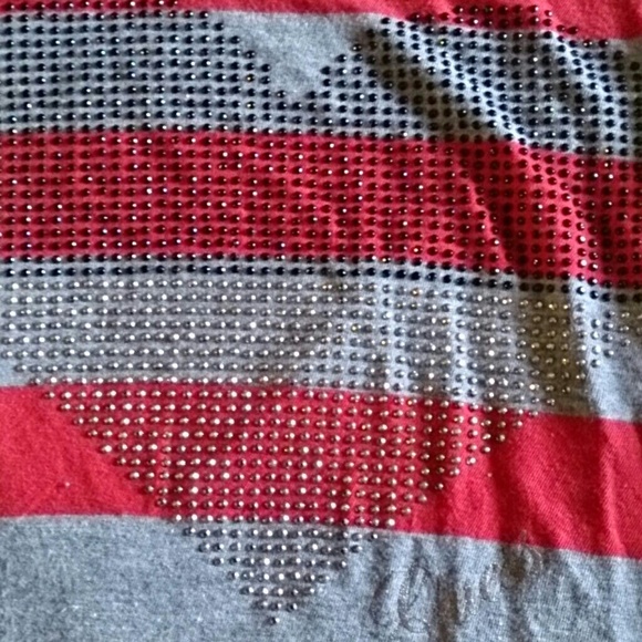 Two Guess tees for the price of one! - Picture 3 of 4