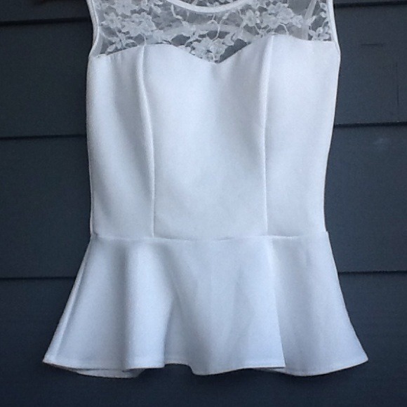 Ivory top - Picture 3 of 4