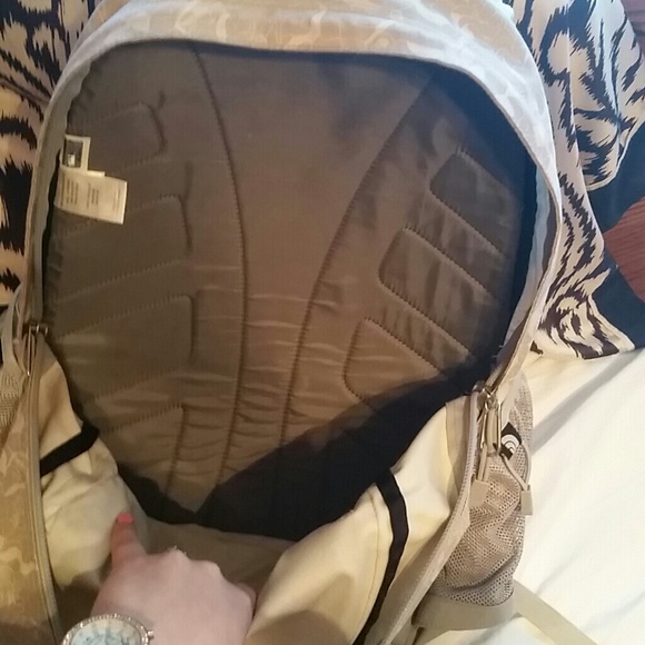 🚫🚫SOLD ON MERCARI - Picture 2 of 4