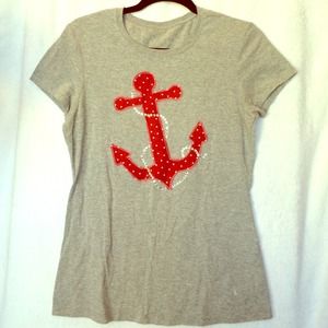 Crew neck tshirt with red anchor