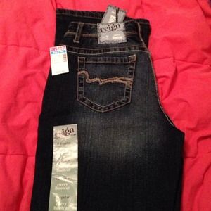 Curvy boot cut jeans