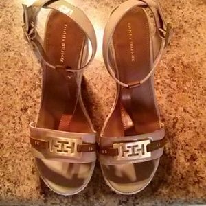 Tommy Hilfiger plataform Bege/Brown