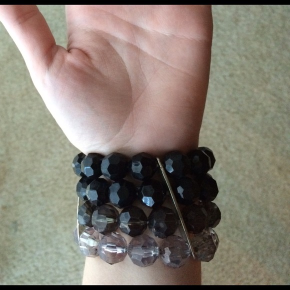 Trendy fashion bracelet! - Picture 2 of 3