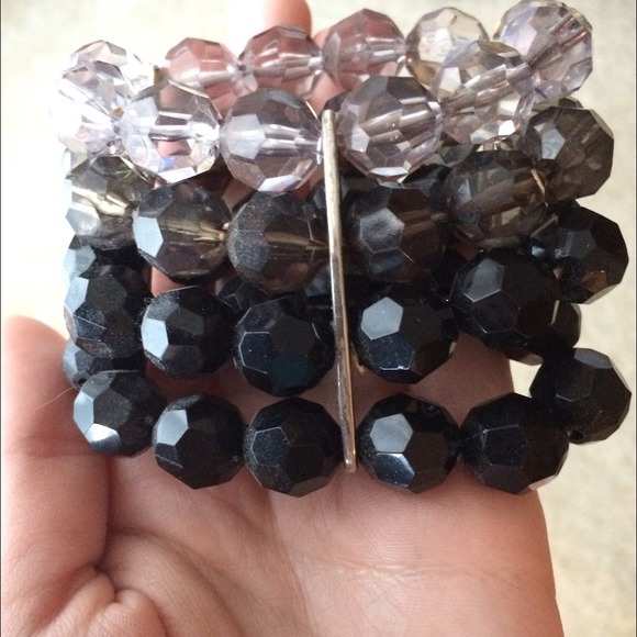 Trendy fashion bracelet! - Picture 3 of 3