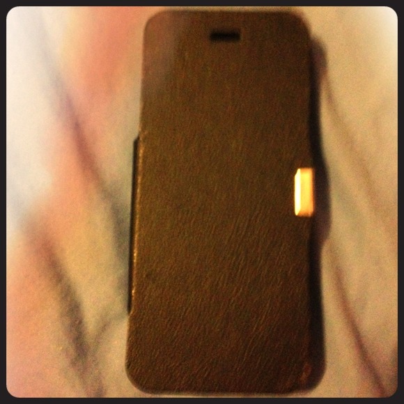 iPhone 5/5s Travel Charger - Picture 1 of 4