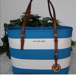 💥Authentic Michael Kors Travel Tote w/Dust bag💥
