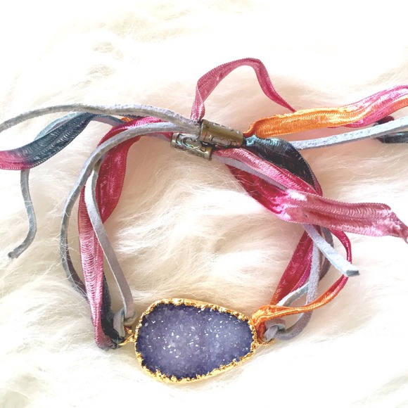 Jewelry - ✨🆕 Handmade purple druzy agate bracelet New