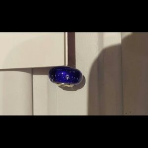 Pandora Dark Blue Effervescence charm