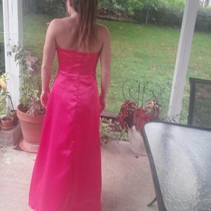 Never worn, prom dress !