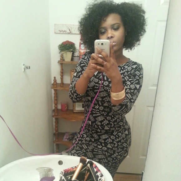 Curly wig