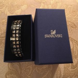 Swarovski cry bangle Jewlery