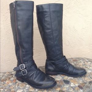 Steve Madden black Saviorr boots