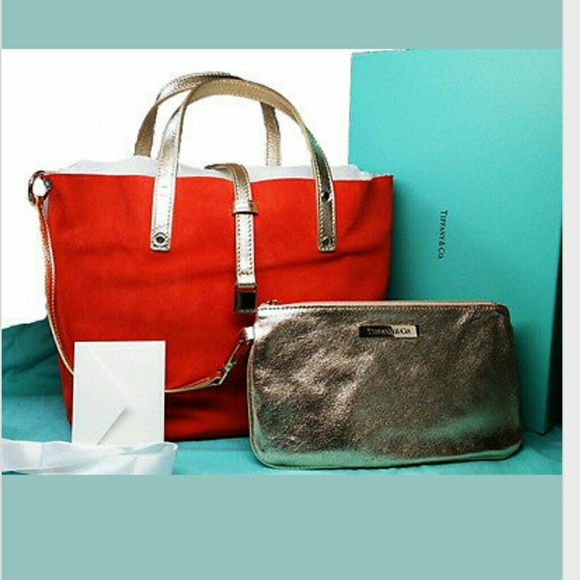 --------- SOLD ----------