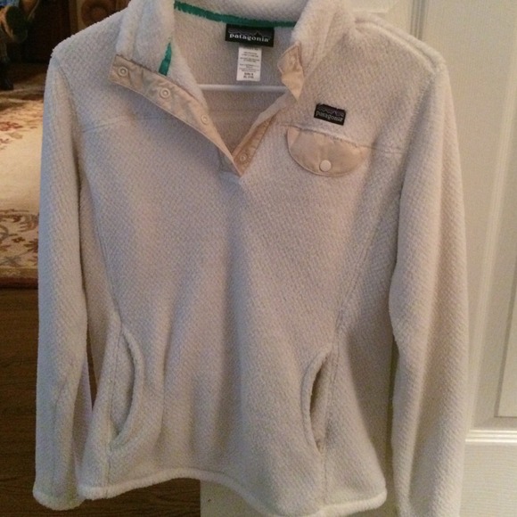 Mint condition Girls XL cream Patagonia Jacket