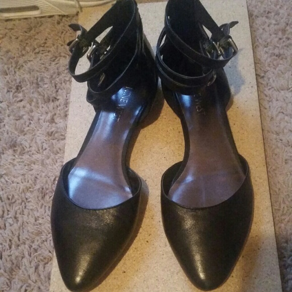 Nine West flats