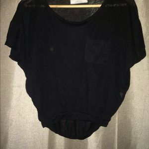 Black loose cropped top