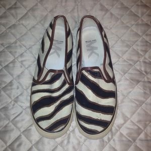 Size 8 MICHAEL KORS shoes