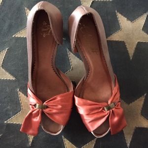 Silk and leather heels -taupe and coral