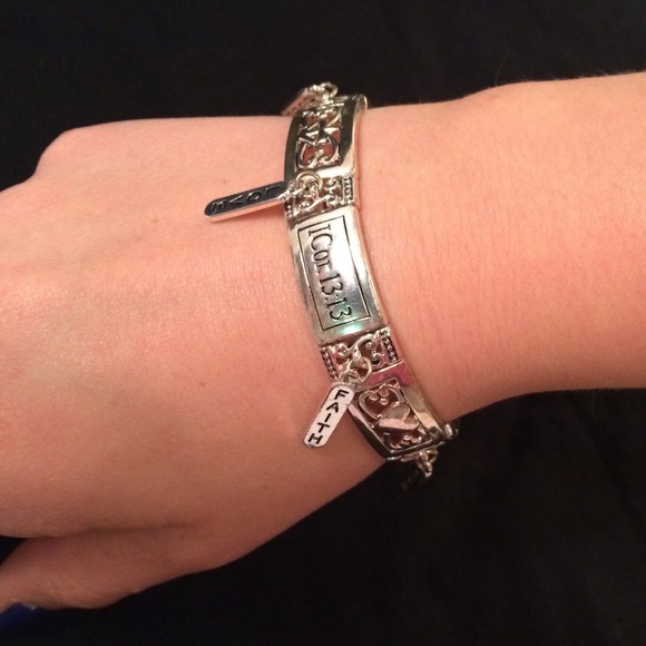 Charm bracelet