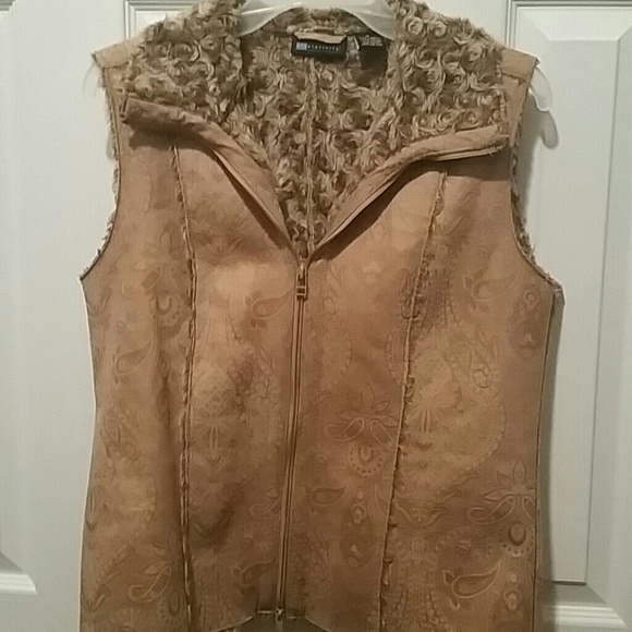 Fake suede and fur vest