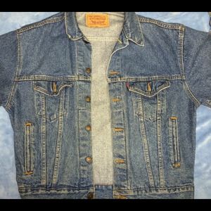 Vintage Levi's Jean jacket size medium