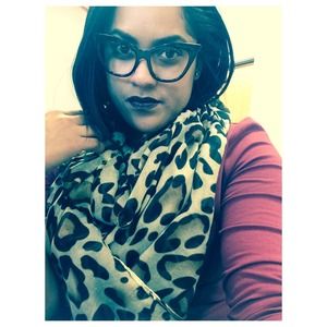 Black cat eye frames