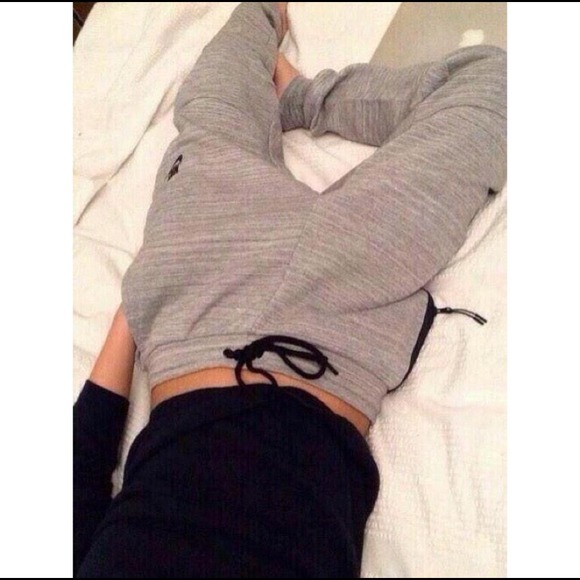Nike Pants - Looking for these Nike Sweatpants
