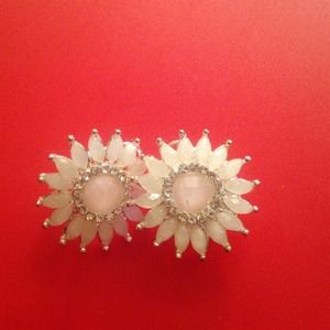 Woman's rhinestone crystal earrings