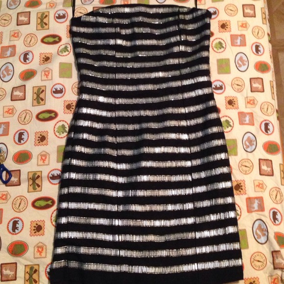 ZARA Black and Silver Metallic Strapless Dress - Picture 1 of 4