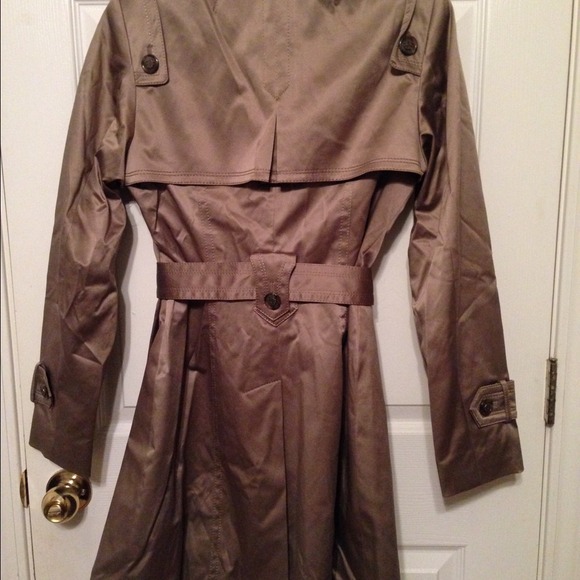 ***SOLD on Threadflip*** Jessica Simpson trench - Picture 3 of 3