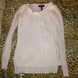 Jessica Simpson sweater
