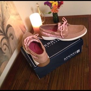 { Sperry } 'Intrepid' Leather Loafers