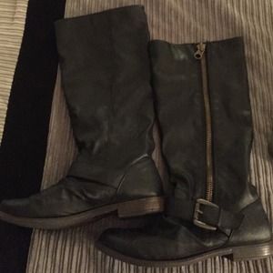 Black riding boots