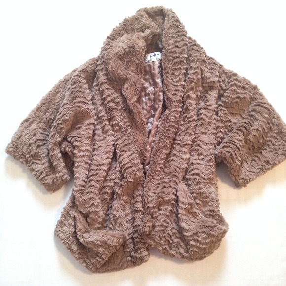 Jolt Outerwear - Slouchy Faux Fur Jacket