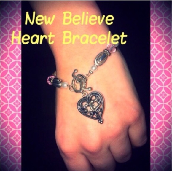 •🚫Sold w/ Bundle🚫Courage/Strength/ Believe Heart - Picture 3 of 4