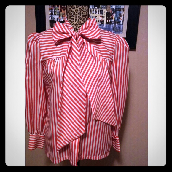 Chic Vintage Bow Tie Blouse