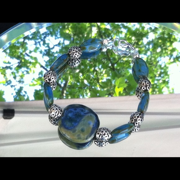 Bracelet - Picture 1 of 1