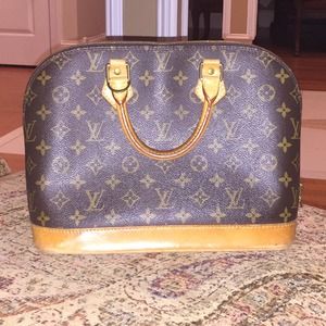 100% Authentic Louis Vuitton Alma