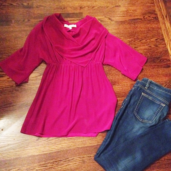 🚫N/A🚫💓Amanda Uprichard 100% Silk Cowl Top