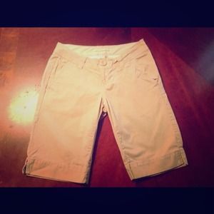 ➡️Aéropostale⬅️ Shorts (Women's,Size 1/2,Beige)