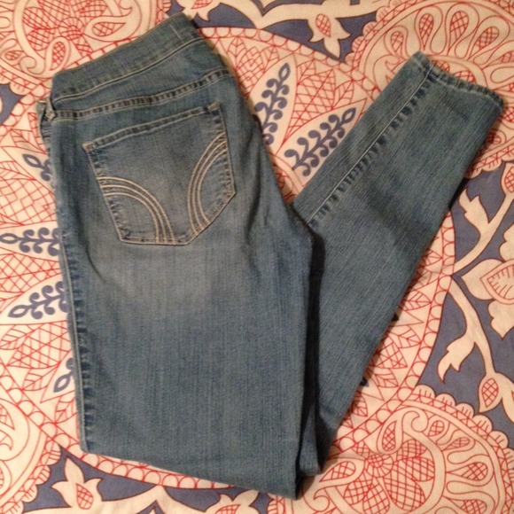Light blue denim Hollister jeggings skinny jeans