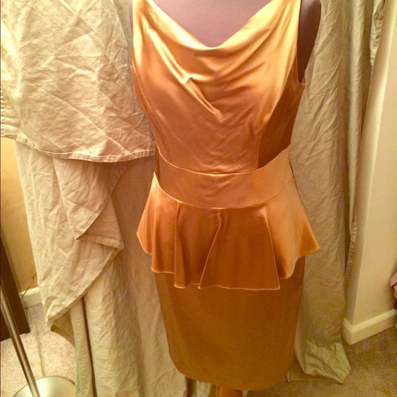 Jones New York Dresses & Skirts - GOLD peplum Dress!