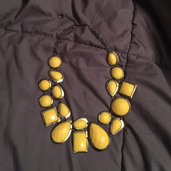 Statement necklace